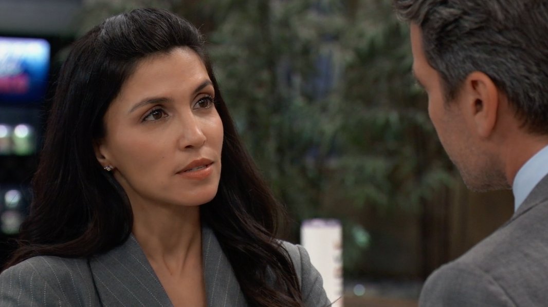 GeneralHospital's tweet photo. ADA Turner's conflict of interest is about to get even more complicated. Why is Sonny implicated in the Pentonville attack?
A thrilling, new #GH starts RIGHT NOW on ABC! https://t.co/o7AdS2jh5a