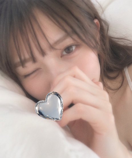 mayu4466's tweet photo. おはまゆか〜🍀

朝のおはよう言ってなかったから
いってみました😊

これ昨日撮った失敗したやつ笑
金曜日がんばりましょう！🍀 https://t.co/Ls1SRflnIQ