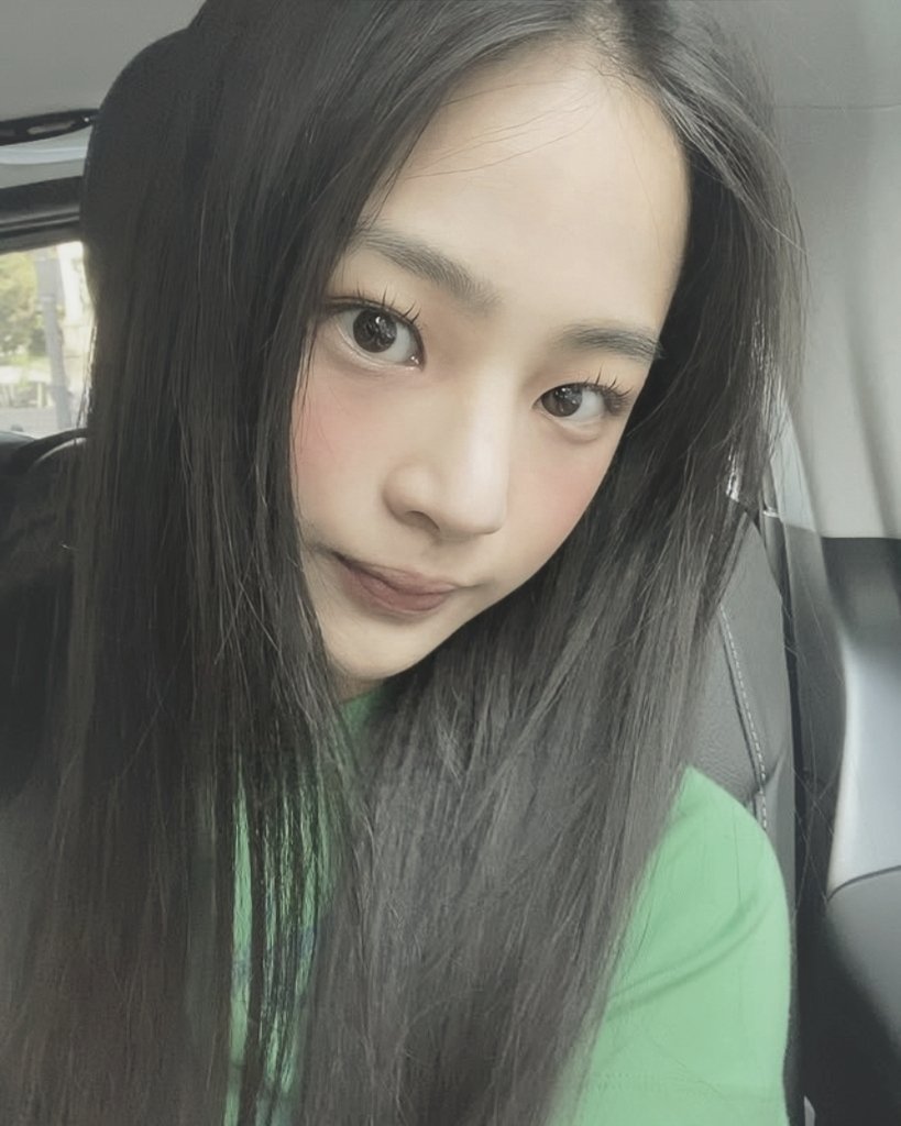 aIiceia's tweet photo. ️️ ️️ 

           ❛      𝑊𝐻𝐼𝑆𝑃𝐸𝑅 𝑇𝑂 𝑇𝐻𝐸 𝐻𝐸𝐼𝑅𝑆 ─ ·✿𝆬 
            @thefortie @fortietune @bensamin 
            @alhasja @natheore @eIeanae 
  
             Good morning, The Heirs! I hope everything goes smoothly today! 🤍

️️ ️️ https://t.co/jX16sJoXr7