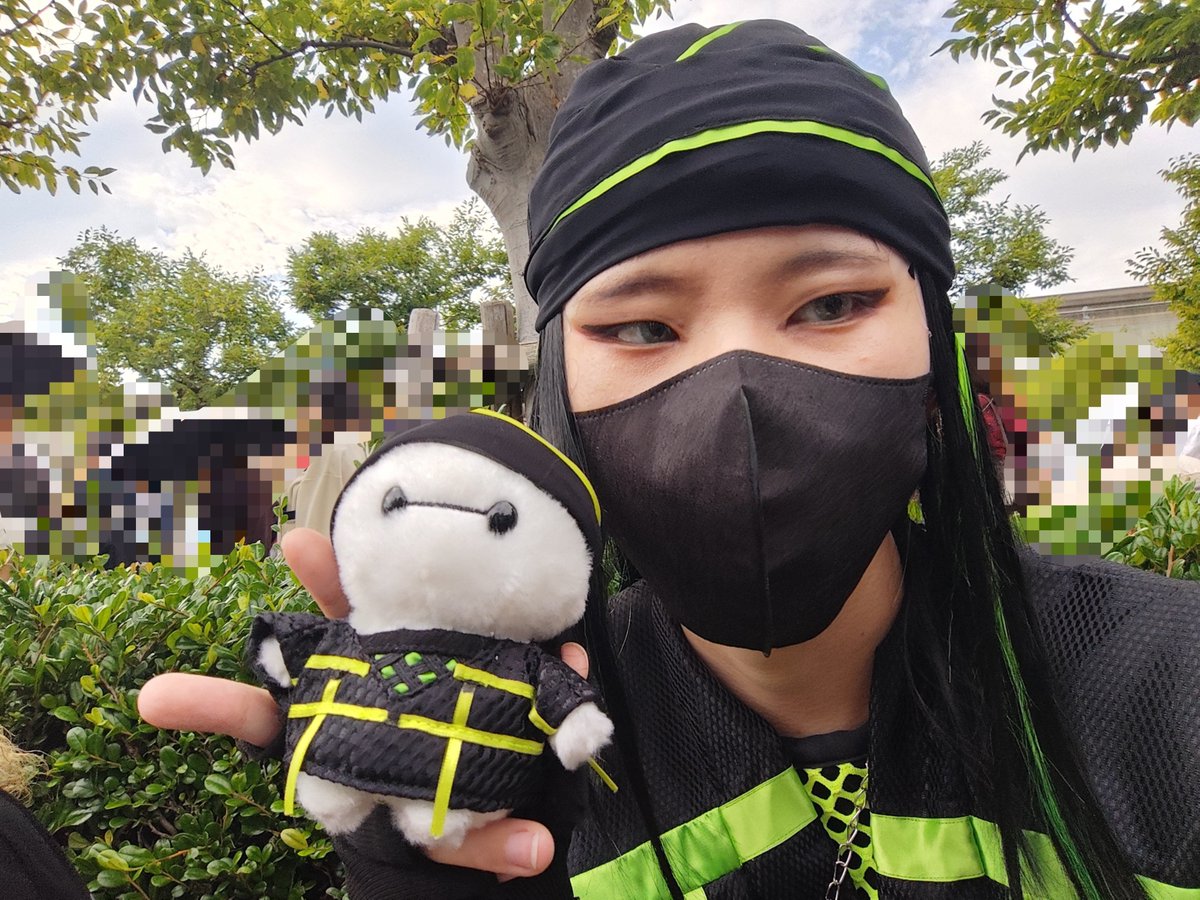 kwzn_'s tweet photo. #Dハロ仮装2026
ダングロヒロダンサーで来てます🥷 https://t.co/GpCmqnZKS8