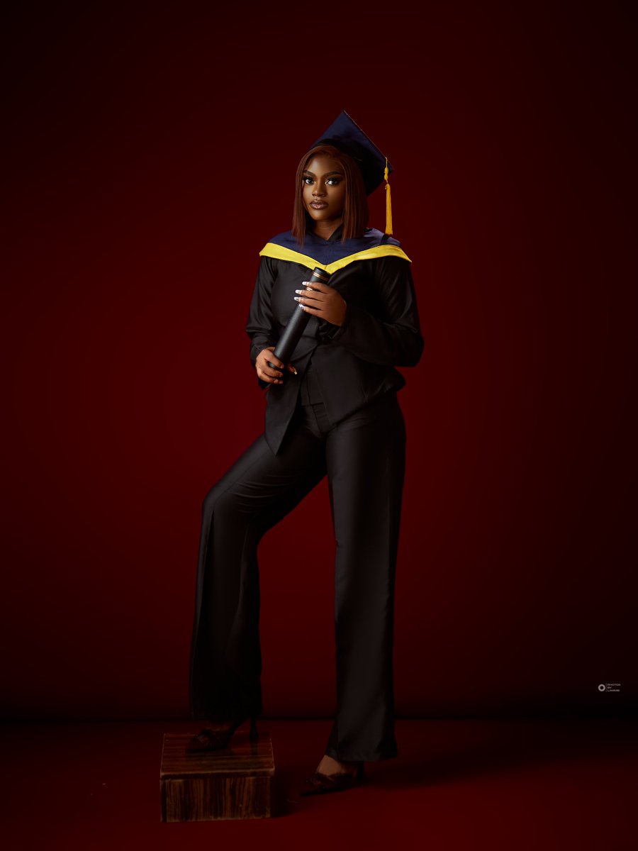 Reenatweets28's tweet photo. https://t.co/e7yXAtuQRl. Pharmacology | Second Class Honours (Upper Division) 🎉❤️

A dream achieved, a chapter completed. 🥹✨ https://t.co/wD0JszhSe9
