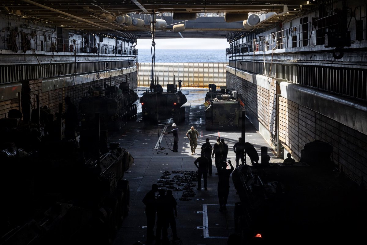 31stMeu's tweet photo. 📍U.S. Central Command area of responsibility
(May 24, 2026) 
#Marines conduct amphibious combat vehicle operations aboard forward-deployed Whidbey Island-class dock landing ship USS Comstock (LSD 45) in the U.S. Central Command area of responsibility, May 24, 2026. https://t.co/0aBZmEKdVa