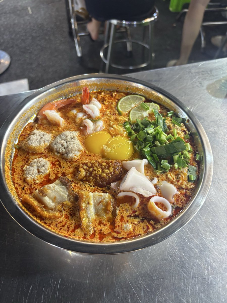 6ManYT's tweet photo. Japan is great but I present you the greatest food country on earth… Thailand 🇹🇭 https://t.co/w0ShOntCJ6