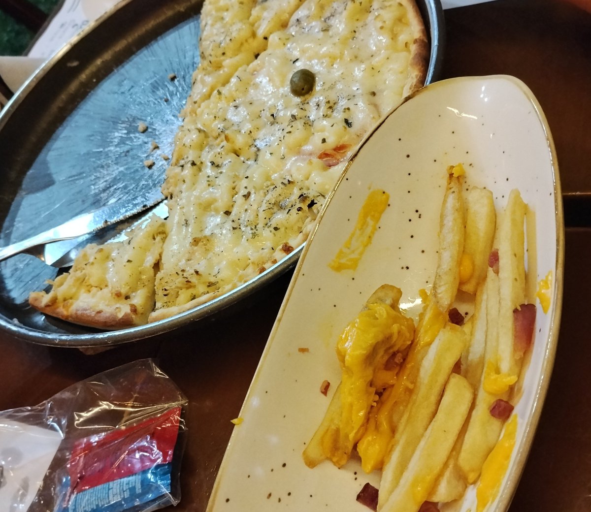 AcervoChespin's tweet photo. Gente eu comi batata e pizza, e vocês nada??? https://t.co/d0EbGlcKUl