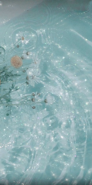 DaisyAlforhn's tweet photo. 朝方の虚無感がやばい。金曜の深夜ってなんでこんなに眠れないんだろ、ストレスか？ https://t.co/z5dR1AvT19