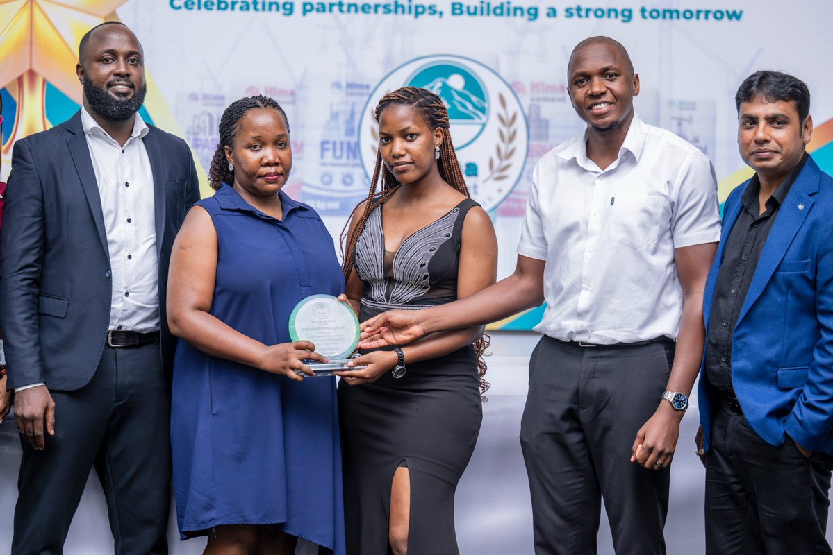 UgWonderland's tweet photo. Hima Cement awarded outstanding customers at the Central Region Customer Engagement, celebrating the trust, partnership and performance that continue to drive shared growth. Together, we build more than structures, we build lasting partnerships. #HimaCement #FunamuNeHima https://t.co/bKdWTaJQQQ