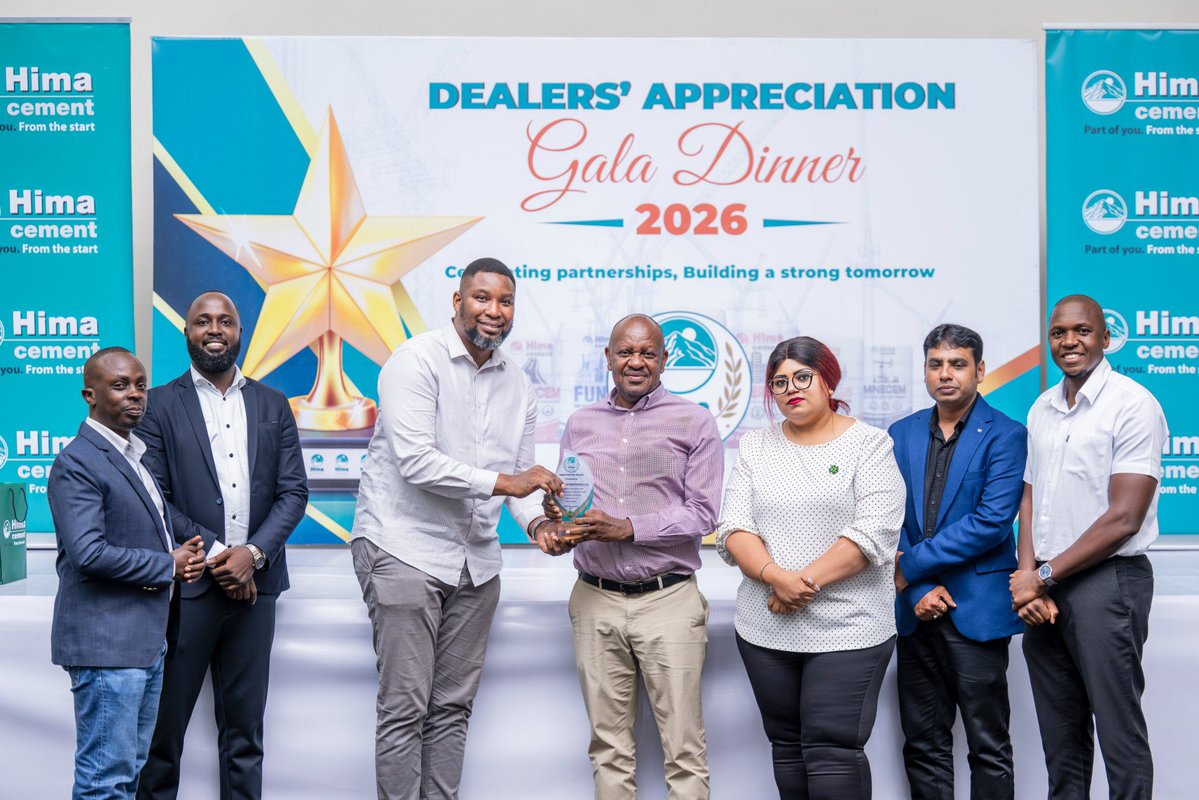 UgWonderland's tweet photo. Hima Cement awarded outstanding customers at the Central Region Customer Engagement, celebrating the trust, partnership and performance that continue to drive shared growth. Together, we build more than structures, we build lasting partnerships. #HimaCement #FunamuNeHima https://t.co/bKdWTaJQQQ