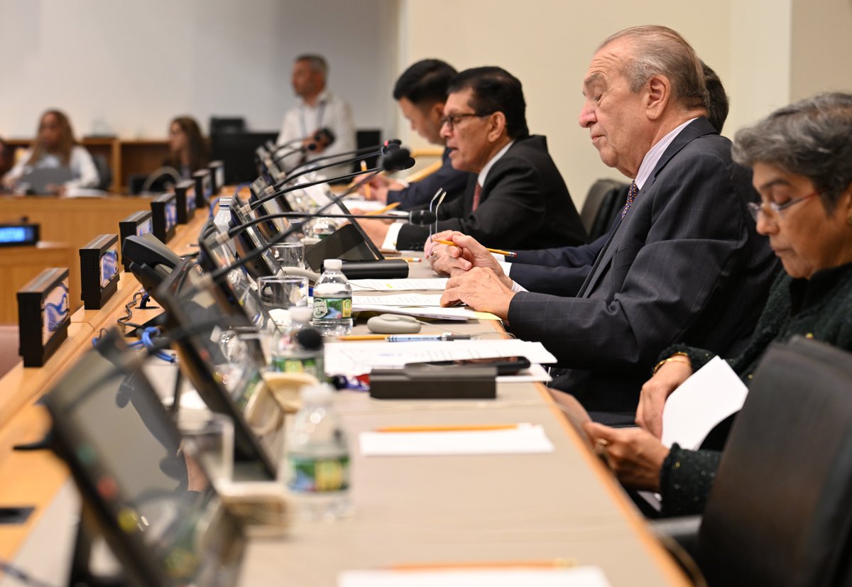 UN_PGA's tweet photo. For the world’s 32 landlocked developing countries – and the more than 600 million people who live in them – overcoming geographical constraints and withstanding shocks are not abstract issues. 
They determine whether a farmer can reach a market, a child can learn online, a family can access electricity, or a community can withstand the next crisis.
My vision for the General Assembly’s 81st session includes keeping countries in special situations, like LLDCs, at the centre of our work. 
I pledge to do just that.