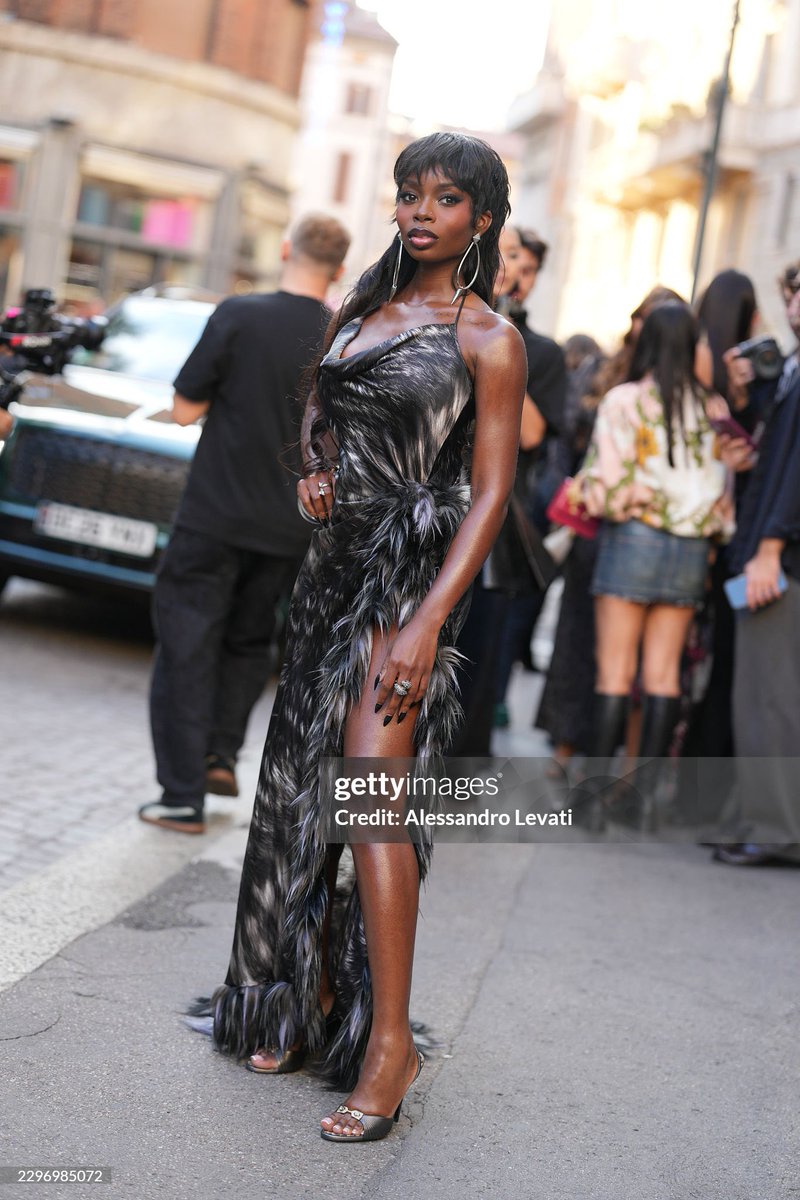 nicolandriainfo's tweet photo. 📸 Olandria for the Roberto Cavalli SS27 Show via gettyimages!

OLANDRIA ROBERTO CAVALLI SS27 #OlandriaxRobertoCavalli #RobertoCavalliSS27 https://t.co/MNf7UKIoHR