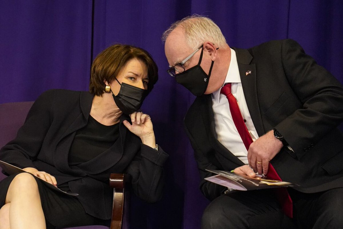 RestoreSanityMN's tweet photo. Walz says accountability means stepping aside.

@AmyKlobuchar is running as the next chapter of the same administration, and this time she should take Tim Walz’s advice. https://t.co/rrVMlQWqaC