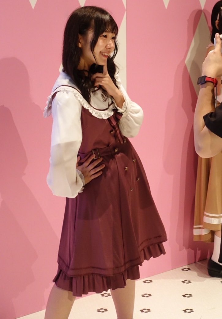 timely_Mai12's tweet photo. おはようございます☀️
 #お嬢様はバンドがやりたい
本日14時~開演いたします‼️

残りの公演全力で楽しむのだ！

  (ブロマイド残りわずかだけど チェキは枚数増やすよ!!)← 数枚しかない ラッキーチェキあるかも??

当日券あります!!
是非 遠藤麻衣扱いで 見に来てね🥺
https://t.co/ujzEVdJtED https://t.co/tmhIQMKdhH