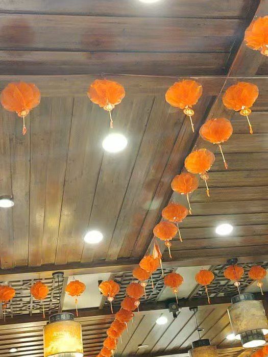 yangsi0405's tweet photo. Enjoying a relaxing evening with great friends, where the laughter is as warm as the music filling the space. https://t.co/gwZ1AXdBpo