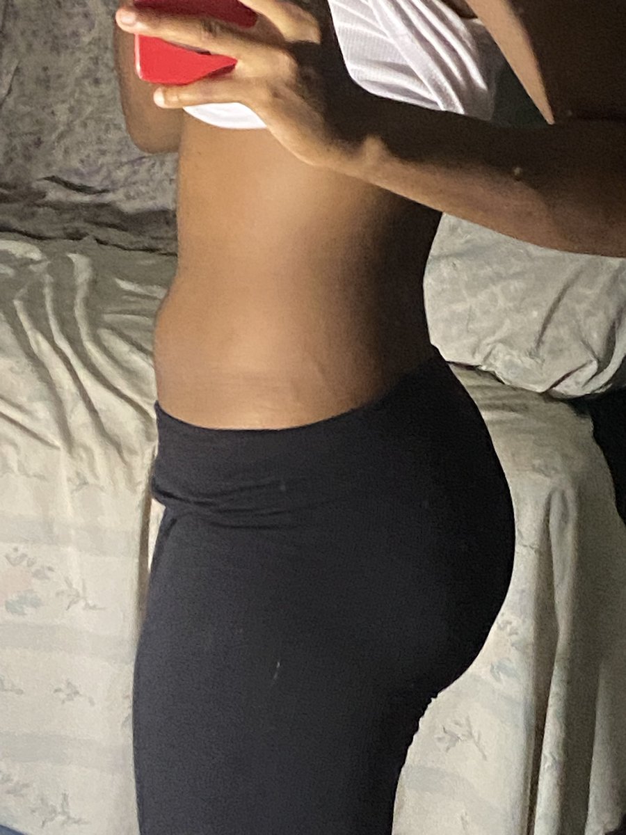 eatormu's tweet photo. This is just 13 or 14 days of fasting, eating small portions and dance practices, idk if there’s a difference. Imma step up back my game it’s because I was on my flow that ruined it #edtwtㅤ #edrtwtㅤ #ricecaketwt https://t.co/1GoK4LSD2M
