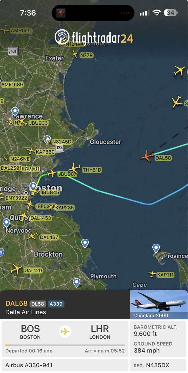 LIVE 🔴
@Delta flight was going to London, they banged a U turn n returned.