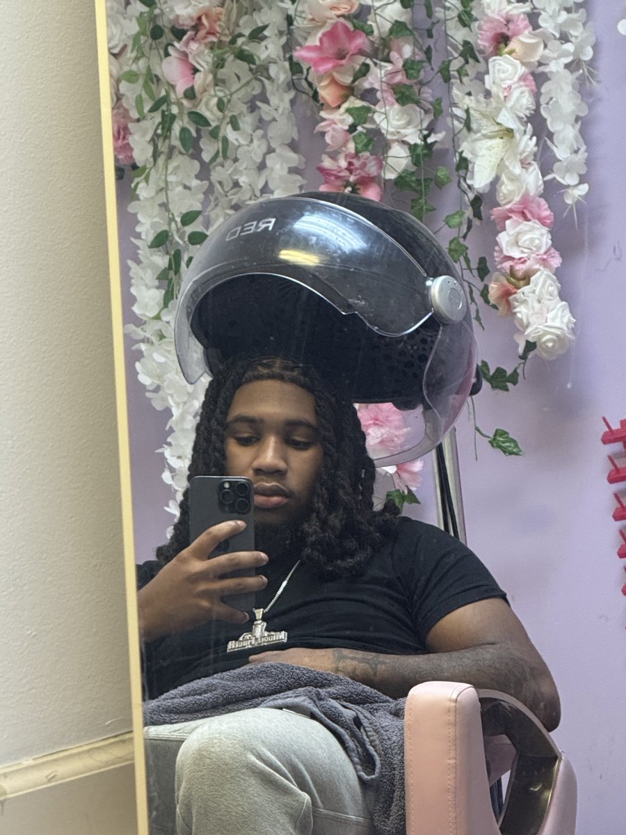 MFGJAY4L's tweet photo. For da media https://t.co/0KgEb4fzZQ