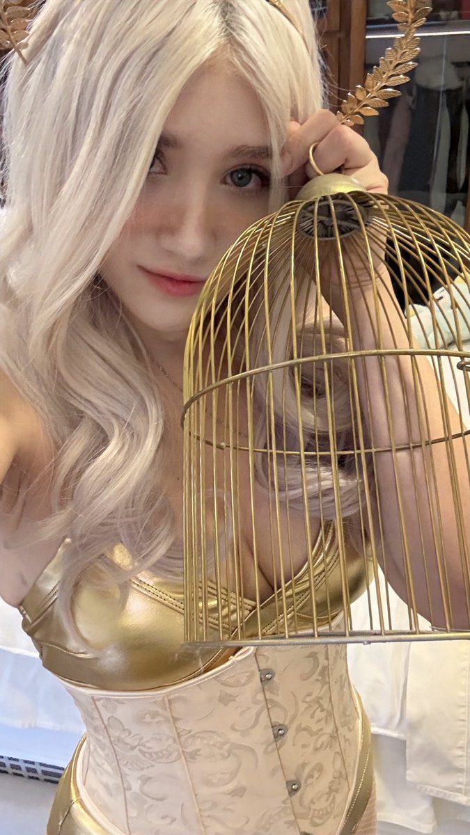 trustfundbratt's tweet photo. LIVE DRAIN FINDOM GAMES AND PUBLIC HUMILIATION

https://t.co/ZuFJzg3eZd https://t.co/Eg2DJ6tZlS