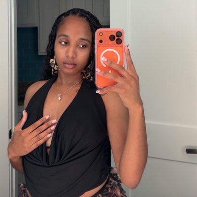 NatayiaM's tweet photo. #NewProfilePic https://t.co/RGq2vjmrx3