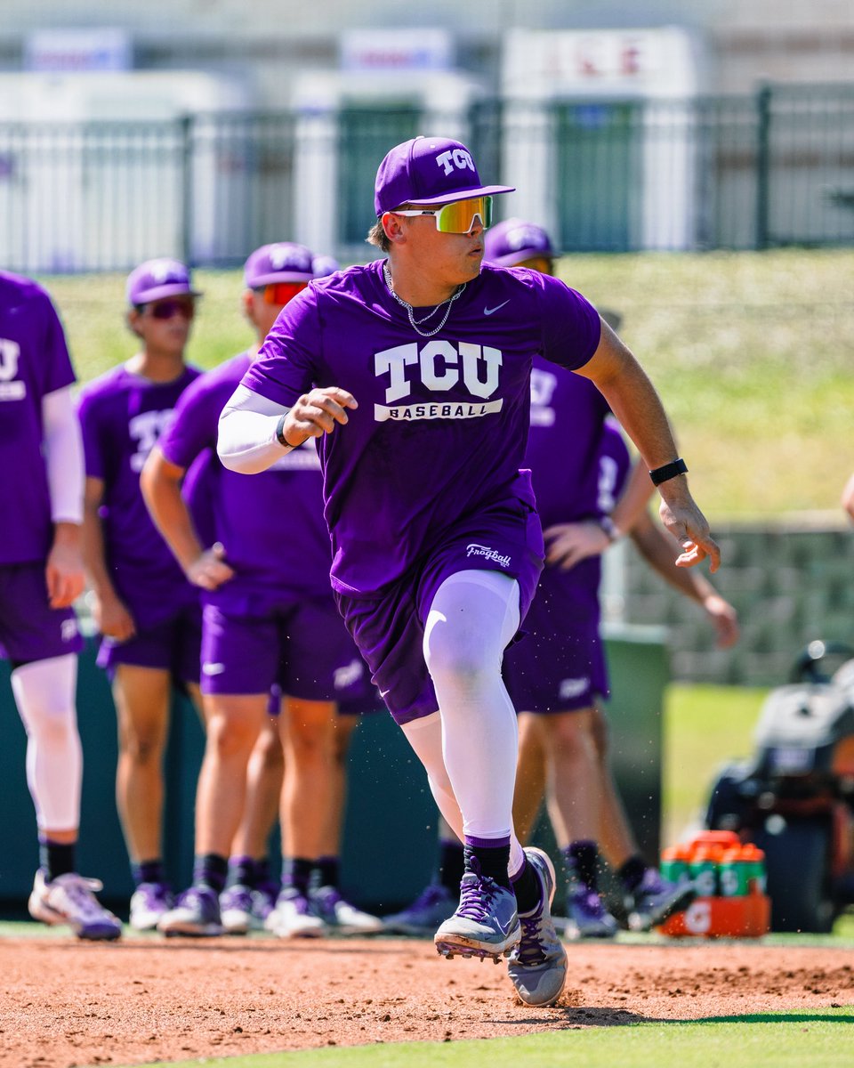 TCU_Baseball's tweet photo. fall ball is officially 🔙 in one more sleep 

#GoFrogs | #FrogballUSA https://t.co/M0xlbDXxEp