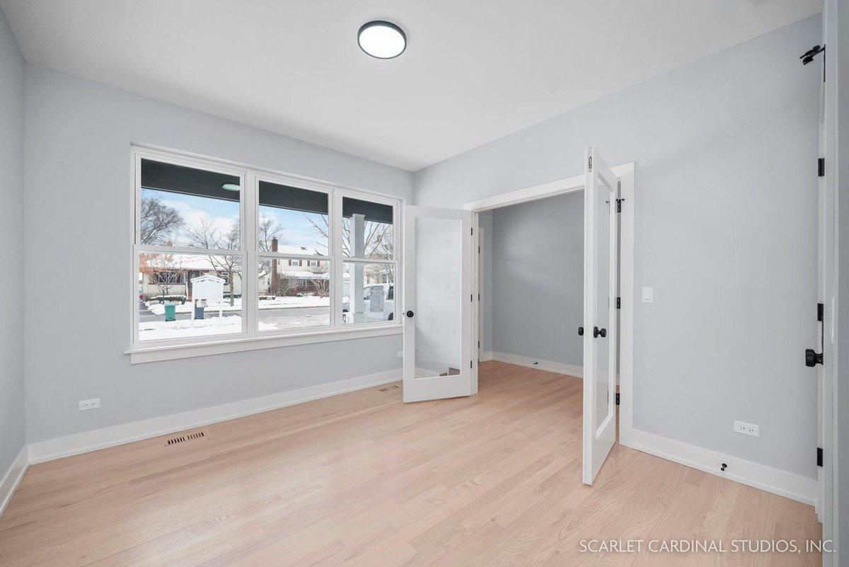SuePearceTeam's tweet photo. Do you know someone looking for a great property in Villa Park? Please pass this along! #HereToHelp https://t.co/o1a9C4huxz
