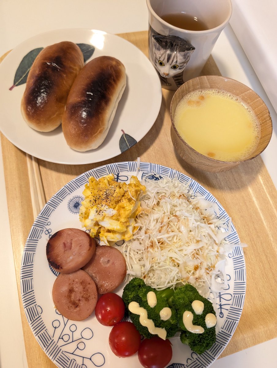 torish935's tweet photo. 朝ごはん、食べましたよ〜🥰✨
寝坊した朝、おはよ☀️ https://t.co/WOIsgTO6MA