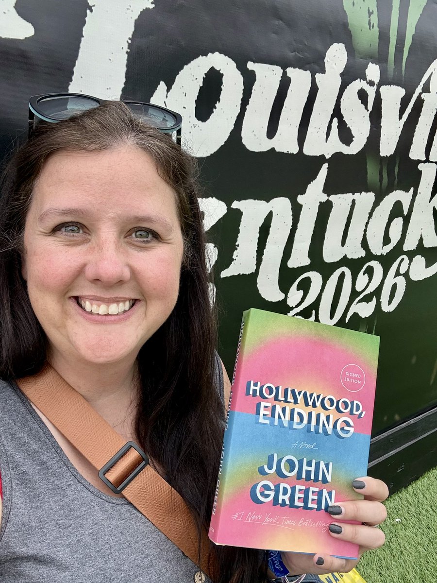 mnoe's tweet photo. Found a signed copy of @johngreen’s new book @carmichaelsbook mobile bookstore @andbeyondfest music festival!!! https://t.co/wilzoFPS2u