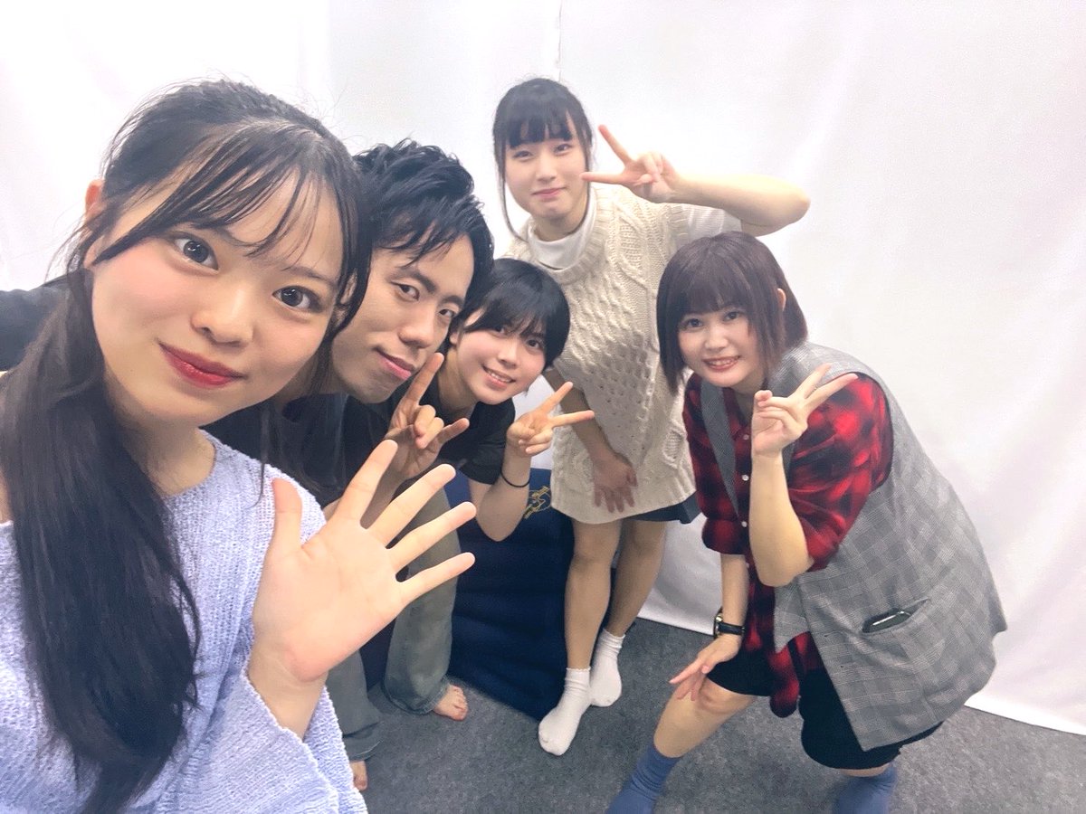 You_Amakata's tweet photo. 11月にムーンライトさんの朗読劇に出演します🌙*·̩͙
昨日は稽古3日目でした～🌟
宣伝のフライヤーが出来ましたらまたご案内します‼️
よろしくお願いします°・*:.。.☆
 #劇団ムーンライト https://t.co/99ooq0fPxe