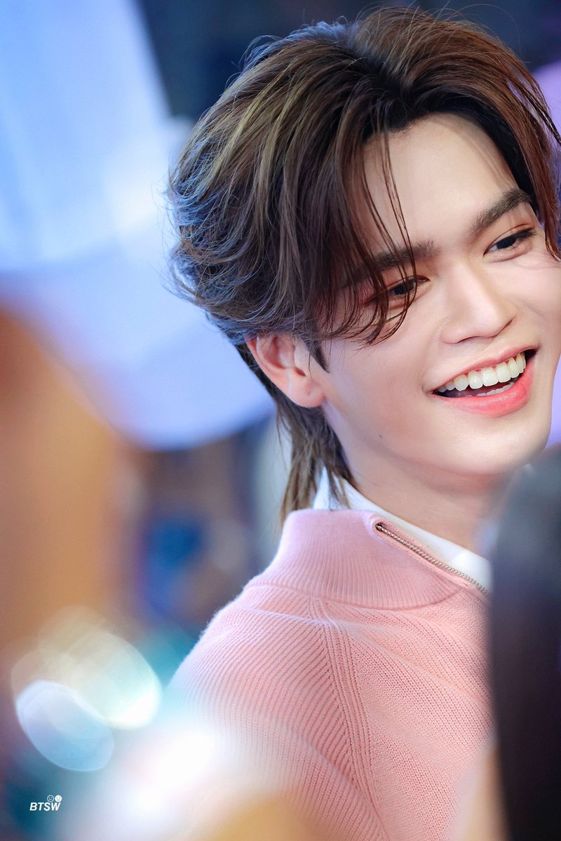 bbbittersweettt's tweet photo. คิดถึงหางเป็ด https://t.co/X7SDyNYcfC