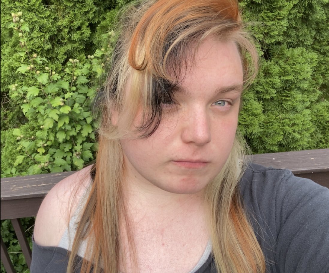 LilouNym's tweet photo. new hair! https://t.co/veN391RdTJ