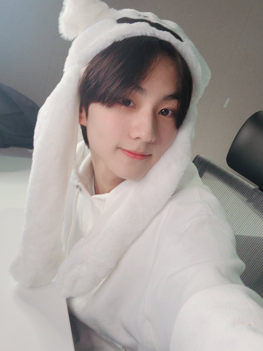 jungwononenonly's tweet photo. my everything🤏🏻🤍 #JUNGWON https://t.co/uSryjLBw5E
