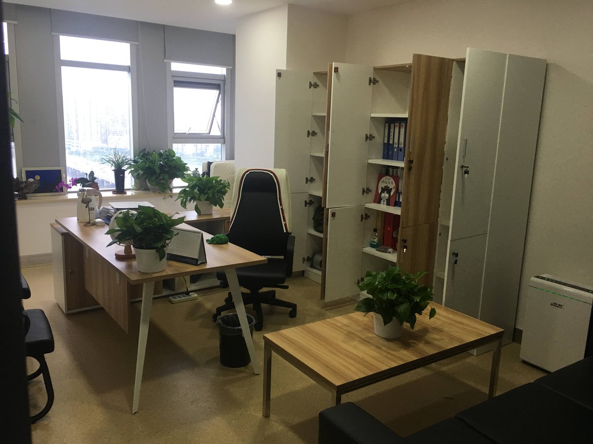 WindyPupoky's tweet photo. Teamwork makes the dream work! Finished today’s project milestone together—couldn’t have pulled it off without my awesome colleagues. https://t.co/uaUjfduglg