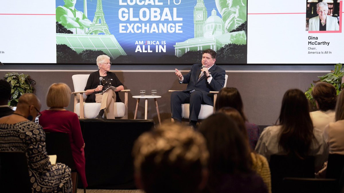 USClimate's tweet photo. 💪 Alliance governors showed up in force this #ClimateWeekNYC!

Watch the full recap of @americaisallin's Local to Global Exchange &amp; learn more about how Alliance governors &amp; @ClimateMayors are teaming up to sustain America’s climate fight ⬇️
https://t.co/bDRaEpCvz3 https://t.co/HMRIEca4zo