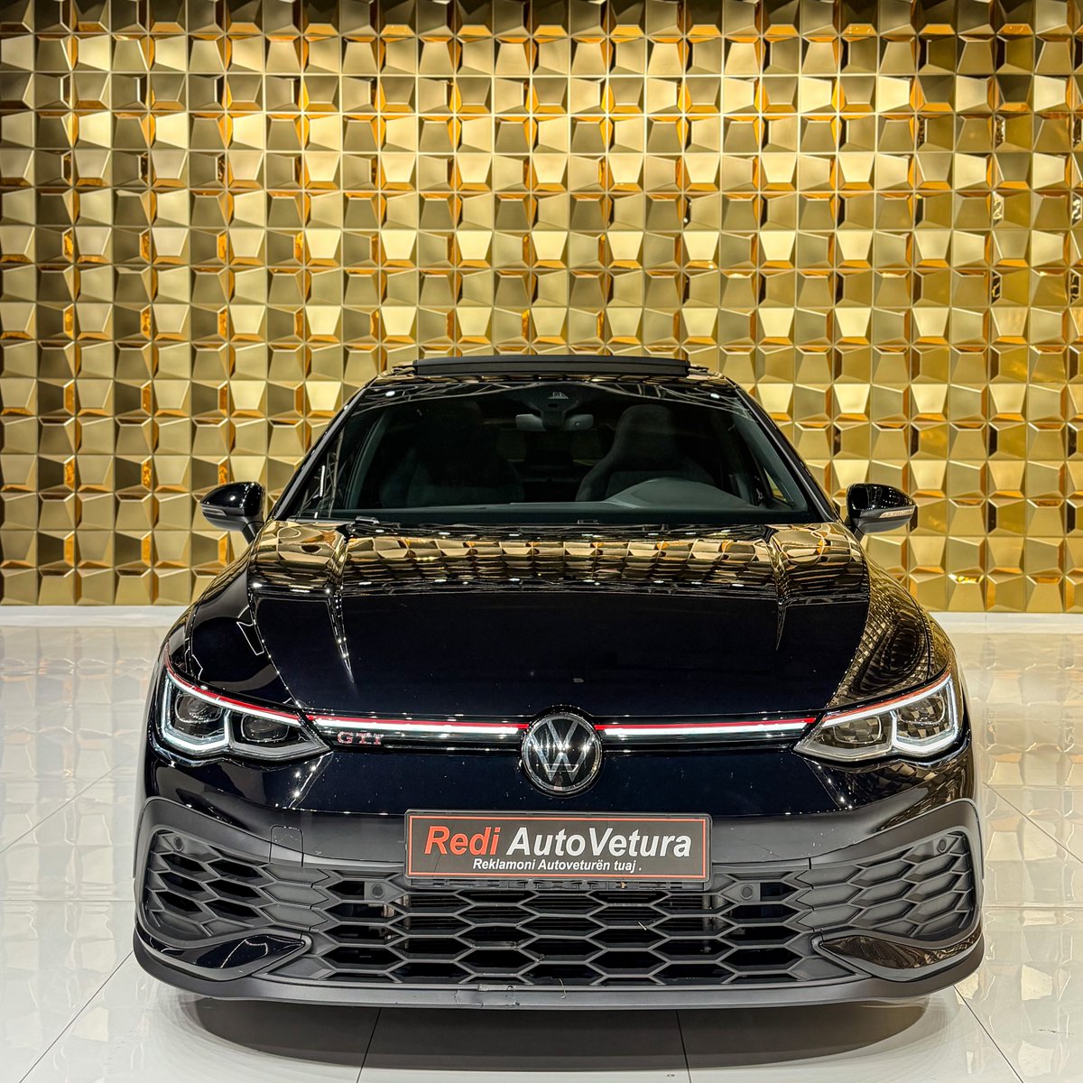 nocarcontext's tweet photo. VOLKSWAGEN GOLF 8 GT🖤🖤 https://t.co/xTYis2pNrk