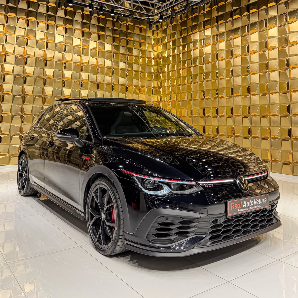 nocarcontext's tweet photo. VOLKSWAGEN GOLF 8 GT🖤🖤 https://t.co/xTYis2pNrk
