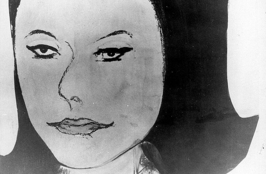 DonMike_X's tweet photo. The Isdal Woman — Norway, 1970

A woman was found dead in a remote valley near Bergen, Norway, in November 1970.

There was no identification on her.

Investigators discovered that the labels had been removed from many of her clothes, and belongings found with her contained clues that seemed deliberately confusing. Police also found suitcases connected to her at a railway station.

Then investigators uncovered something even stranger: she had apparently traveled under multiple names and identities while moving between European countries.

Her true name was never established.

More than 50 years later, the woman is still officially known as the Isdal Woman.

A woman traveled across Europe under aliases, left behind almost no reliable identity and died in a Norwegian valley where nobody knew who she was.