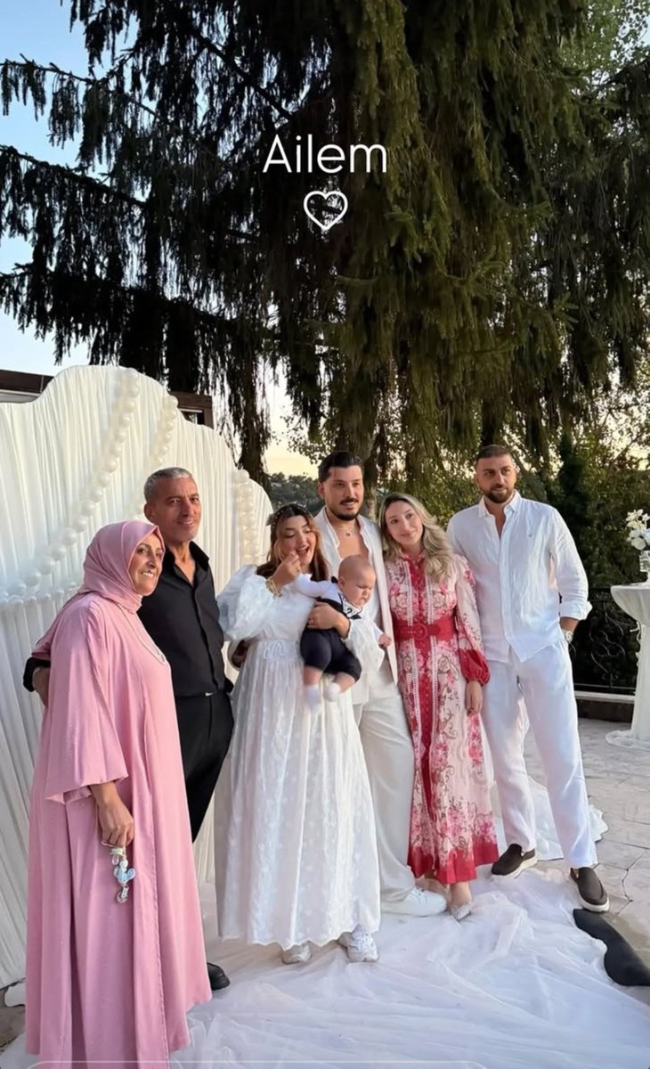 Krizannteemm's tweet photo. İndere family size  hayranım 🫶 https://t.co/LU766u8nKk