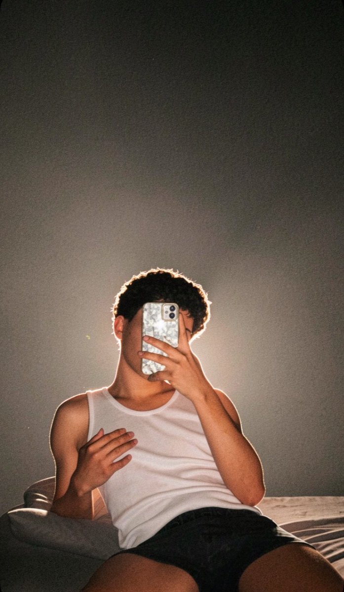 martinwev's tweet photo. Quien me da leche ? 🥵 https://t.co/0YahneUUQh