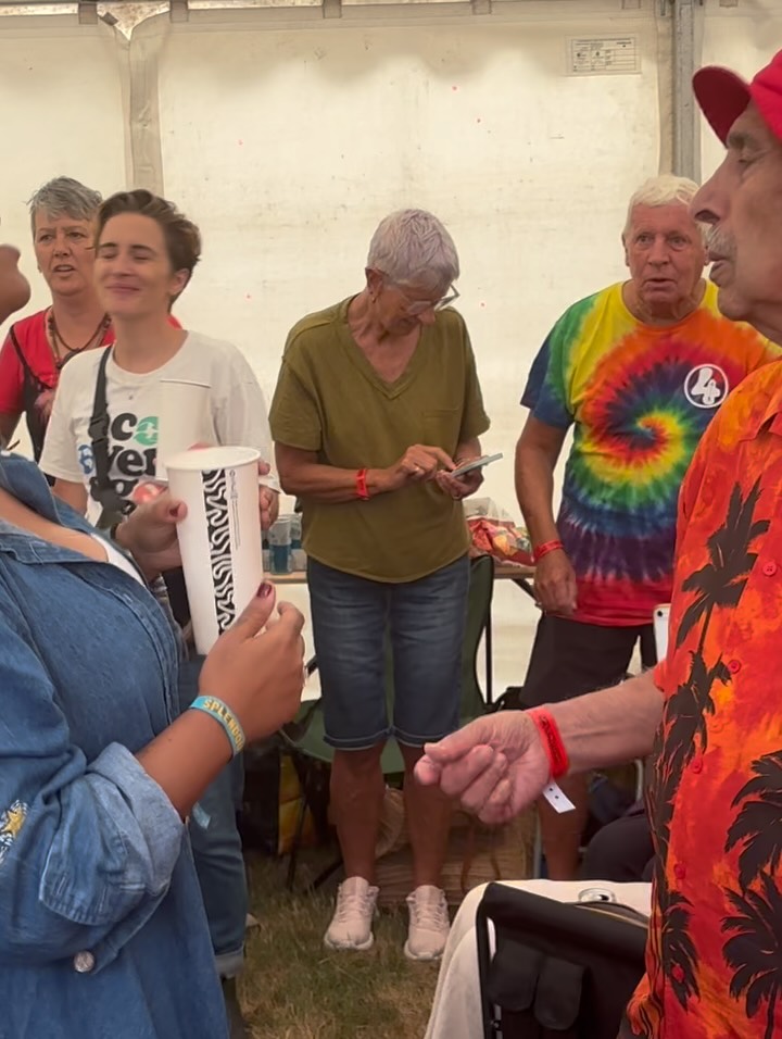 doditaramel12's tweet photo. What an honour and a pure joy!!! ♥️ Singing with @  really highlighted music’s incredible power! It’s so significant for those with dementia, delivering great happiness and many benefits. I’m so proud to have been part of it!!! Thank you all for invi... https://t.co/kAYAW4bydp