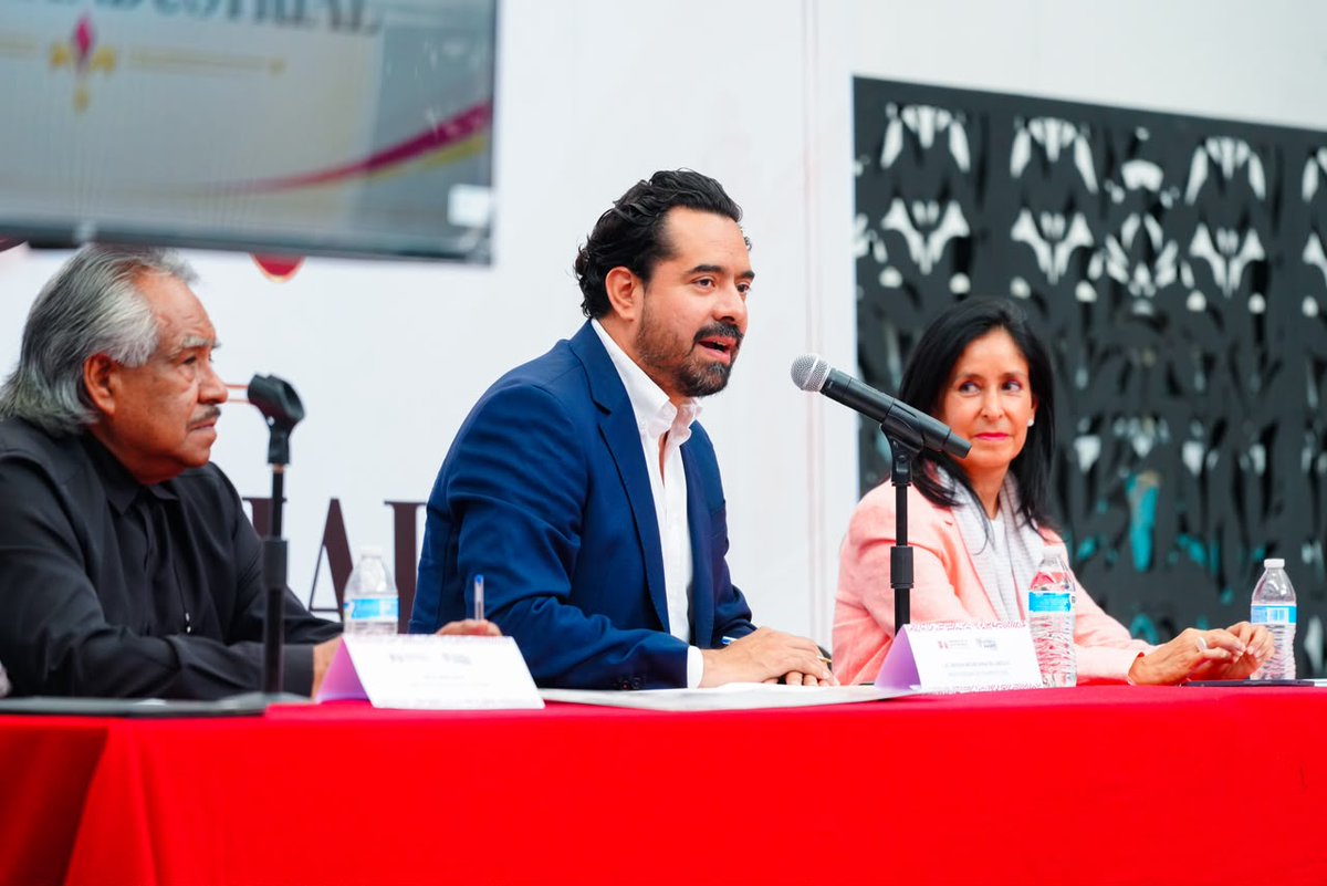TuAlcaldiaGAM's tweet photo. 🎉¡La colonia Industrial cumple 100 años de historia!

Iniciamos los festejos con la conferencia “La transformación del paisaje urbano”, junto al Colegio de Cronistas de la CDMX, para recorrer la historia de la Industrial y La Villa y reconocer las raíces que nos dan identidad. https://t.co/YyxqhKJOdM