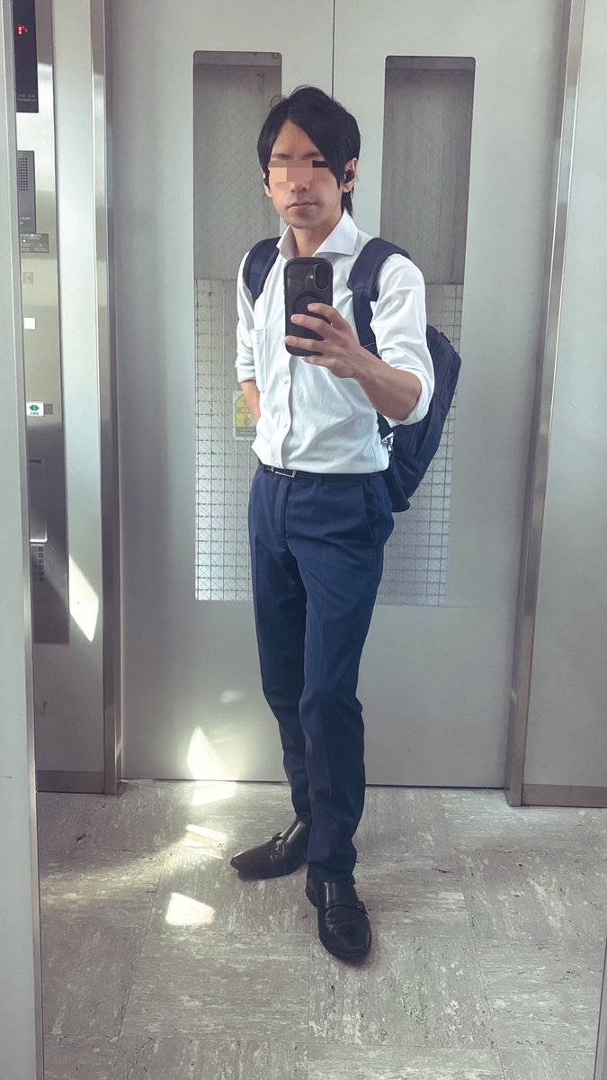 takeru_suit's tweet photo. おはようございます☀️
なんやかんや時間取れなくて
髪の毛が無法地帯です✂️ https://t.co/6M0LJfekOn
