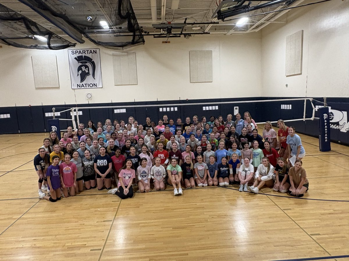 PVVolleyball's tweet photo. Another great day in the gym! Our Varsity girls traded in their jerseys for the coach’s hat, working with our PV Junior High players! It has been a special week of watching our girls sharing their love of the game and encouraging others!
🤩💕🏐#FutureIsBright #ALLINtogoALLOUT https://t.co/1oSTEniVYo