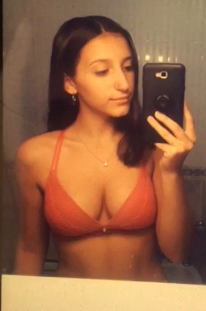 GarnachoPepoArg's tweet photo. Q le harian a esta bebita🤤🤤 esas tts a tan temprana e🤤🤤 https://t.co/RiGYMnhfpD