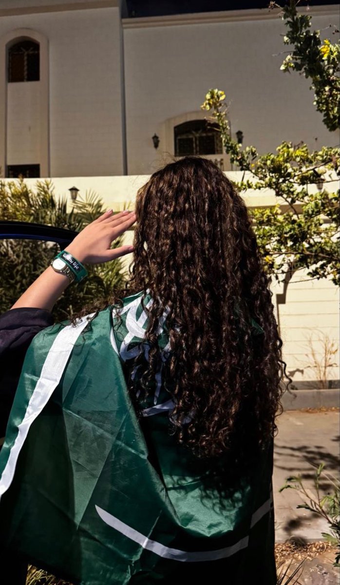 DANAoqk's tweet photo. happy national Saudi day💚 https://t.co/meiqCd1a91