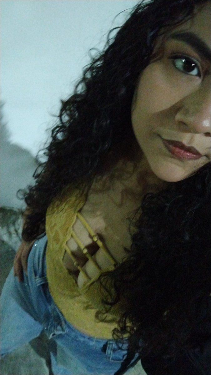 antuanene's tweet photo. De buenas 😁

#veracruz #curly #latina #single #model https://t.co/k15ujulmbw
