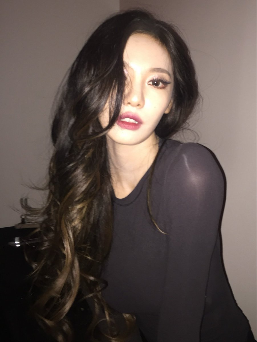 yizhuo1st's tweet photo. hot girl ningning https://t.co/fD1XXGYBqV