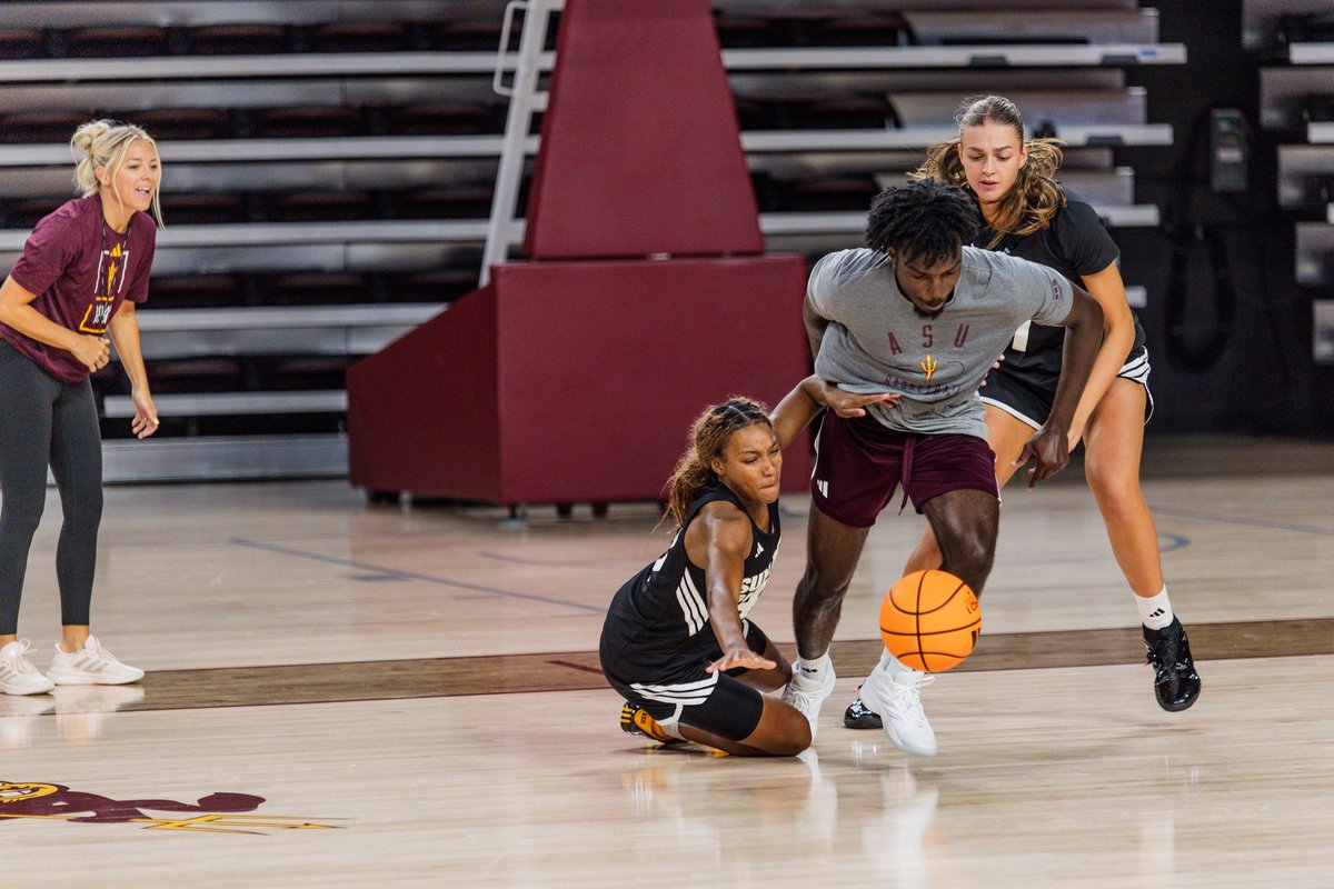 SunDevilWBB's tweet photo. Locked in on defense 😤 https://t.co/oaM4GLrux2