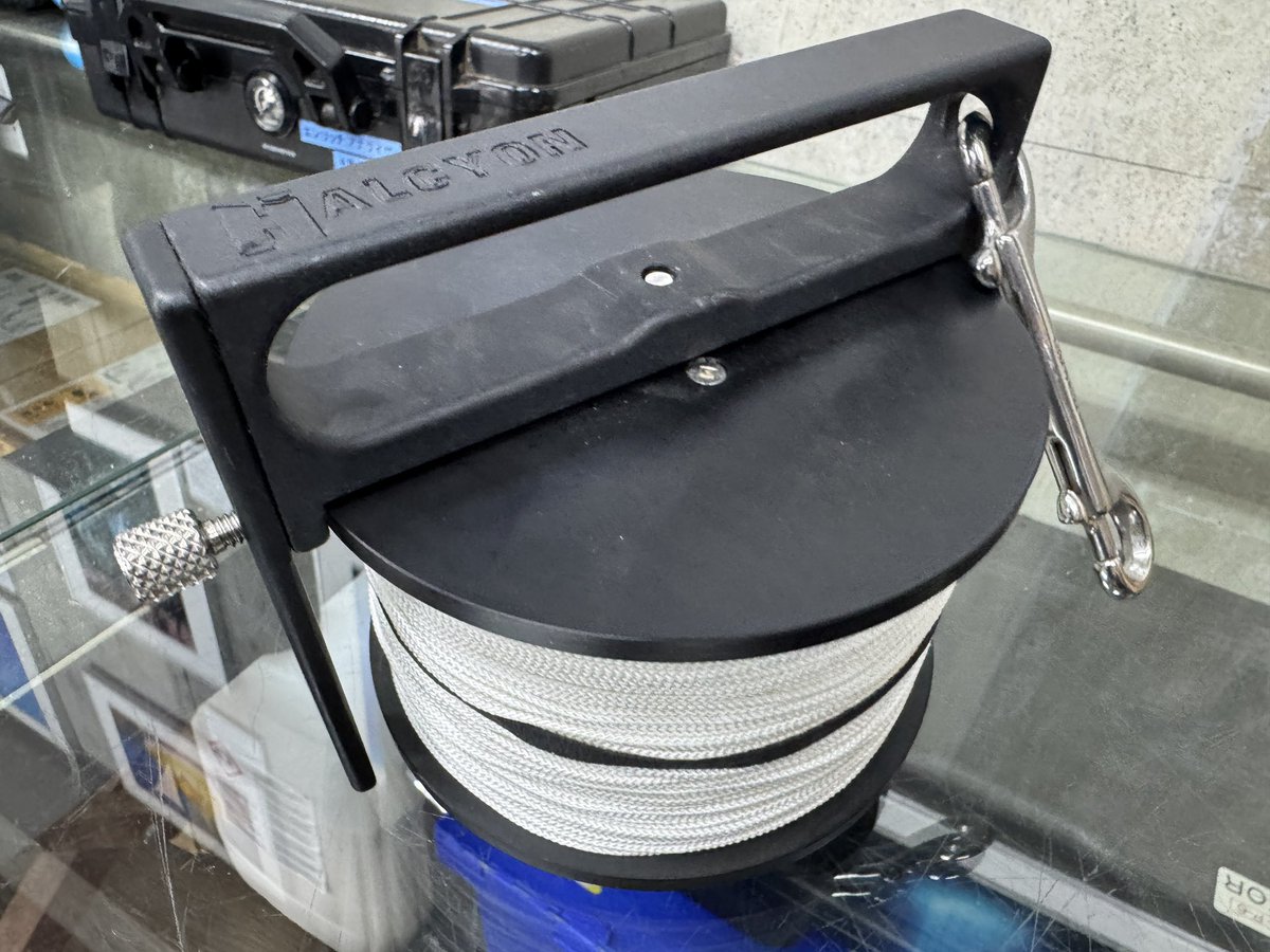 foresth915's tweet photo. 血迷って日本で年1個も売れない360mの水中探検リールも入手してしまったが、大活躍するいい洞窟潜水探検でした
水中洞窟測量等頑張りたい
#fullcave #ccr #exploration #technicaldiving #okinawa https://t.co/C5jnPBgt0C