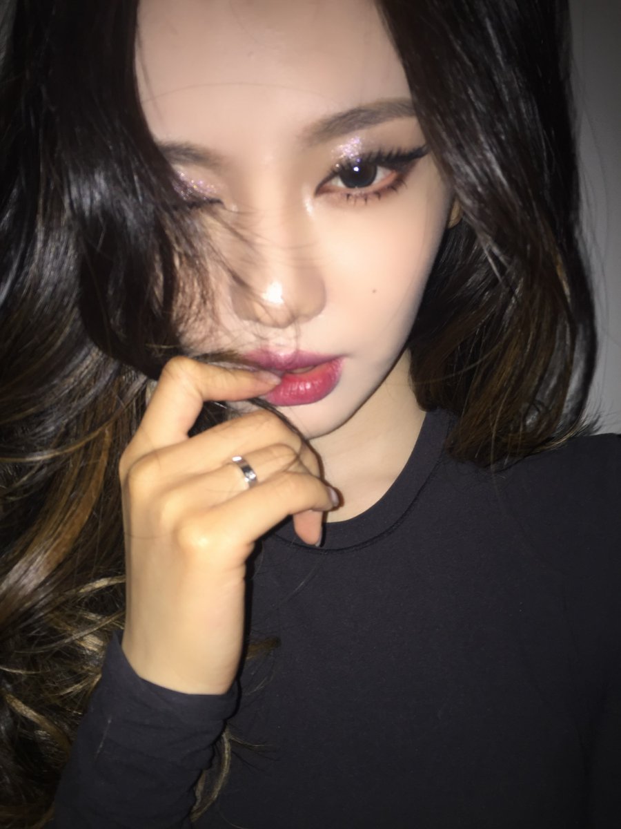 roxknnroll's tweet photo. 260925 #닝닝 인스타그램

ATL🤍 https://t.co/deL2B8DZRK