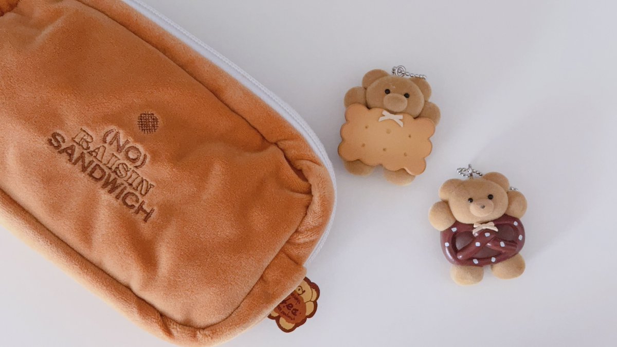zcmee's tweet photo. メイリーパーラーのくまちゃんかわいい🍪 https://t.co/CvatWkq3wy
