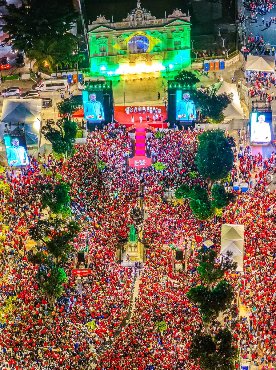 LulaOficial's tweet photo. Maceió, Alagoas e o Brasil prontos para mais!

📸 @ricardostuckert https://t.co/7eBsY1piG1