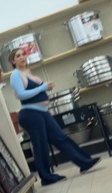 Spazzin_3033's tweet photo. Watch video I got caught( I had consent x) …. #candidshot #candid #bbl #latina #horny #creepshot #voyeur #freaky #capped https://t.co/egr5wvKXNP